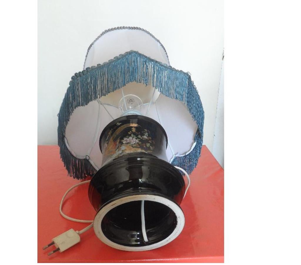 Décoration - art Hérault Castries - 34160 - Photos Vivastreet Lampe de chevet Asiatique vintage AN 6070 en très bon état