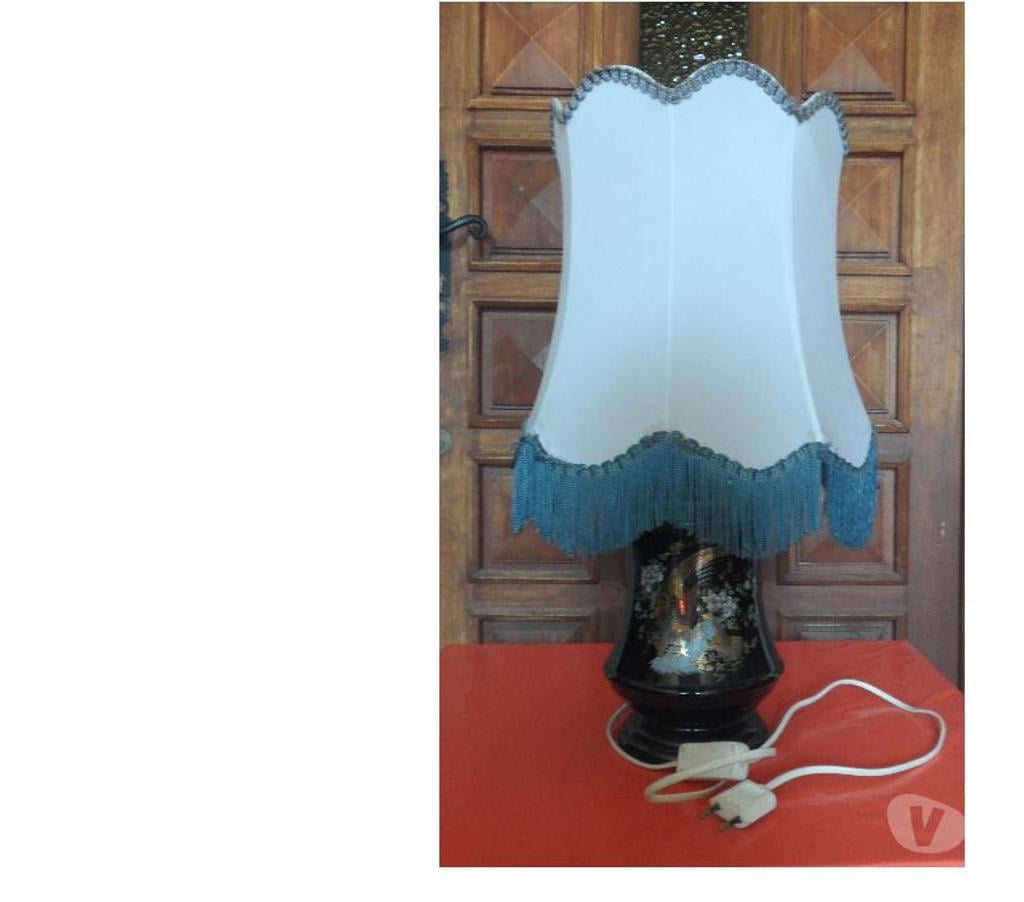 Décoration - art Hérault Castries - 34160 - Photos Vivastreet Lampe de chevet Asiatique vintage AN 6070 en très bon état