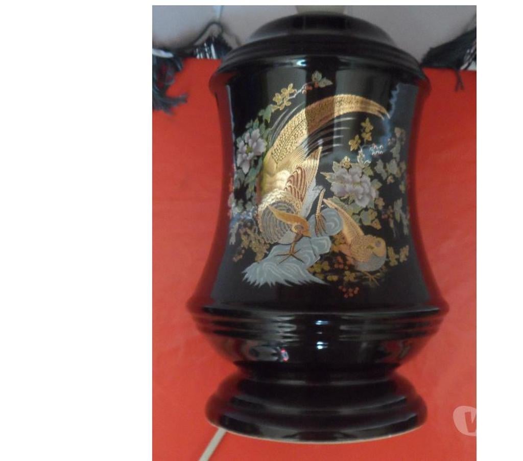 Décoration - art Hérault Castries - 34160 - Photos Vivastreet Lampe de chevet Asiatique vintage AN 6070 en très bon état