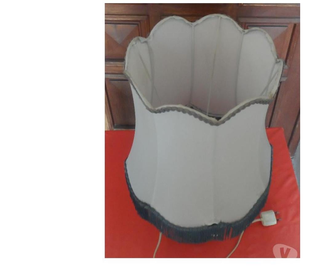 Décoration - art Hérault Castries - 34160 - Photos Vivastreet Lampe de chevet Asiatique vintage AN 6070 en très bon état