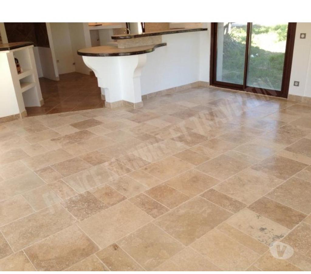  Vaucluse Valreas - 84600 - Photos Vivastreet travertin vasque evier bac a douche mosaique piedestal