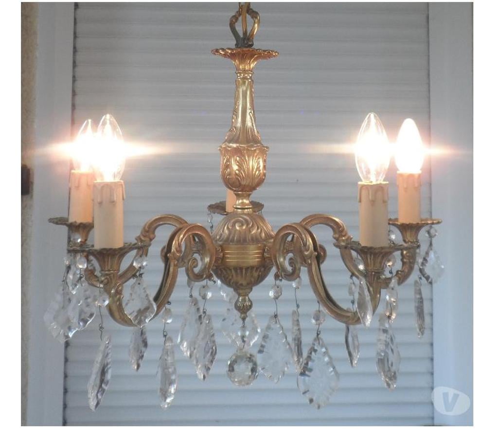 Décoration - art Hérault Castries - 34160 - Photos Vivastreet Lustre ancien à 5 éclairages en bronze doré et pampilles 