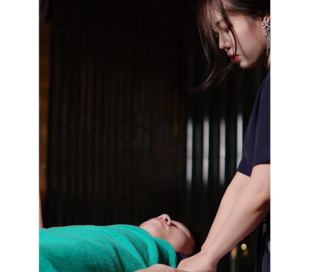 Massages Paris Paris 17ème ardt - 75017 - Photos Vivastreet Tuina massage chinois Nouveau salon tulipe paris 75017