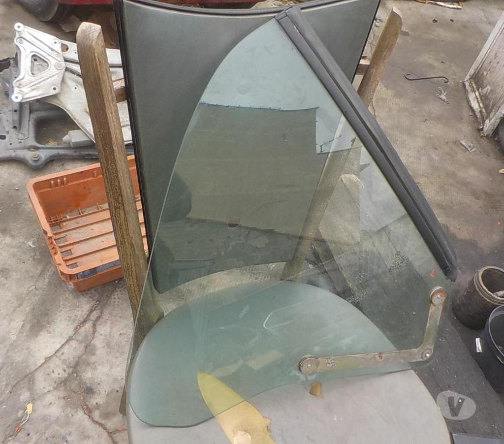 Pièces et services auto Pyrénées-Orientales Perpignan - Photos Vivastreet vitres custodes droite ou gauche bmw e36 cabriolet