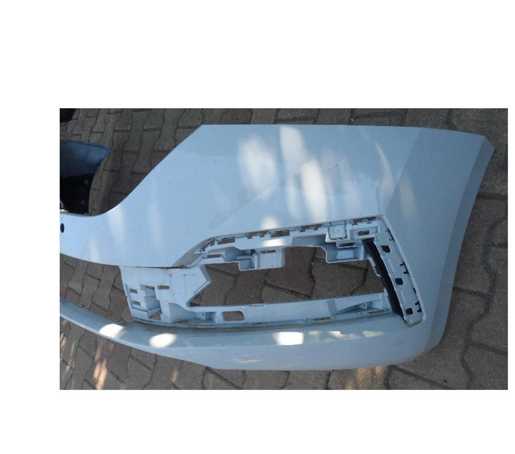 Pièces et services auto Hérault Castries - 34160 - Photos Vivastreet PARE CHOCS AVANT SKODA OCTAVIA COMBI IV FROTTE COTE DROIT