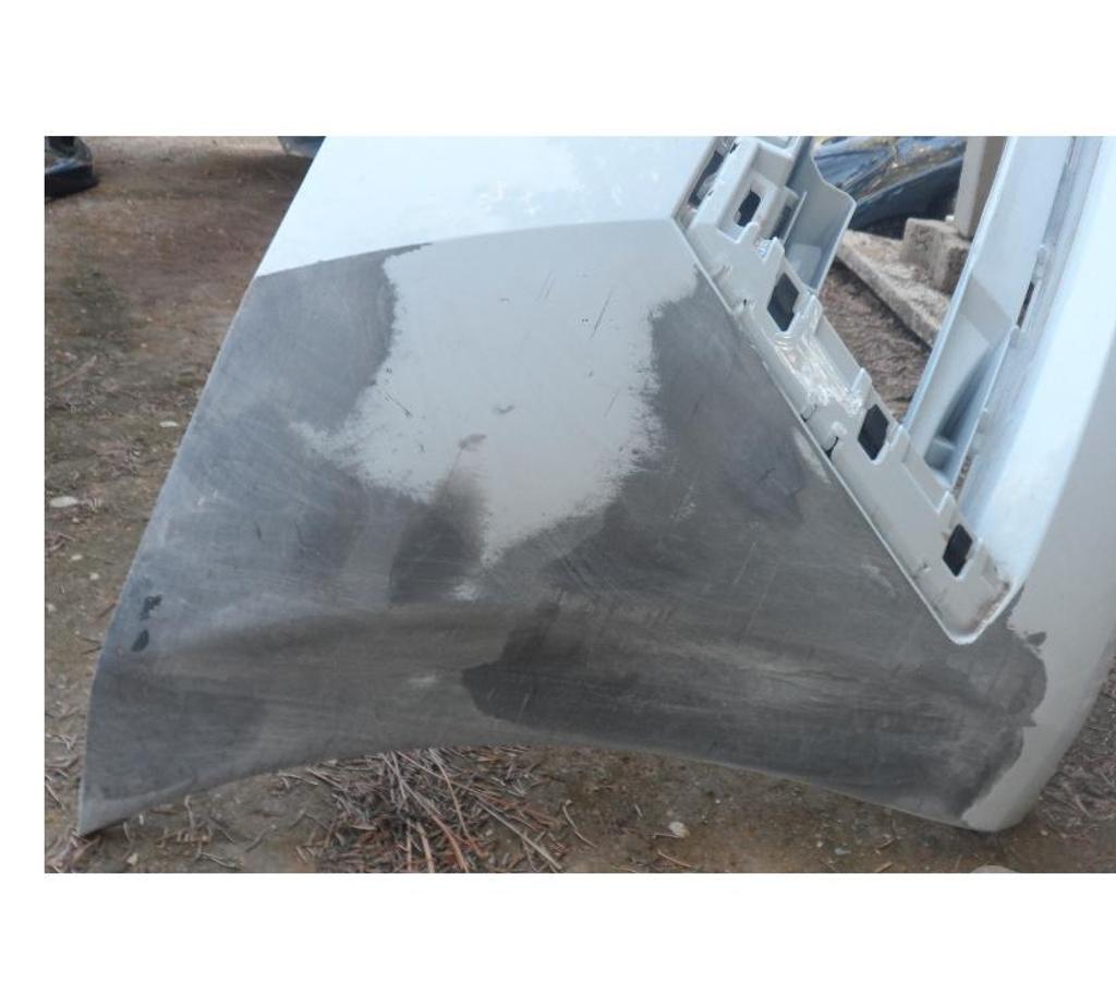 Pièces et services auto Hérault Castries - 34160 - Photos Vivastreet PARE CHOCS AVANT SKODA OCTAVIA COMBI IV FROTTE COTE DROIT