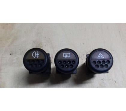 Accessoires auto & tuning St Vrain Essonne - Photos Vivastreet BOUTON DE 205 GTI