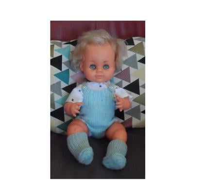 Jeux jouets occasion Castries Hérault - Photos Vivastreet Poupon Bella 43 cm en plastique mou ferme les yeux allongé