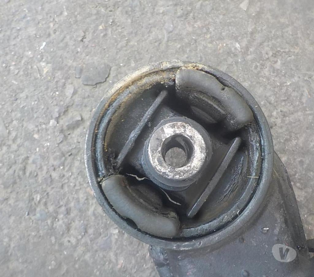 Pièces et services auto Pyrénées-Orientales Perpignan - Photos Vivastreet traverse support pont refait a neuf bmw e32