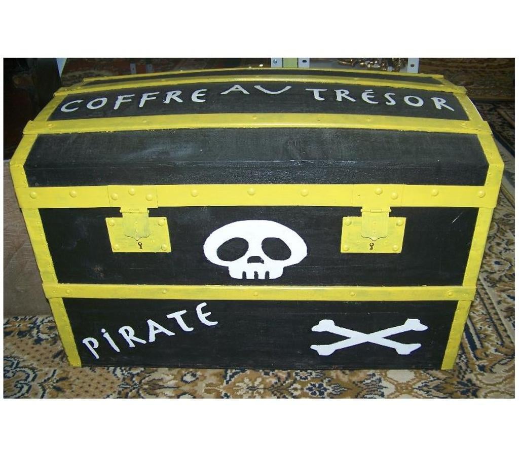 Ameublement & art de la table Finistère St Goazec - 29520 - Photos Vivastreet coffre de pirate