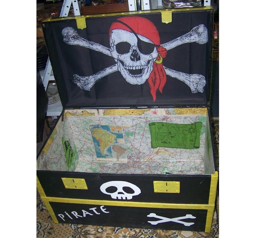 Ameublement & art de la table Finistère St Goazec - 29520 - Photos Vivastreet coffre de pirate