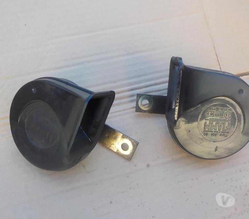 Pièces et services auto Pyrénées-Orientales Perpignan - Photos Vivastreet klaxon avertisseur sonore bmw e30 phase1 ou phase2