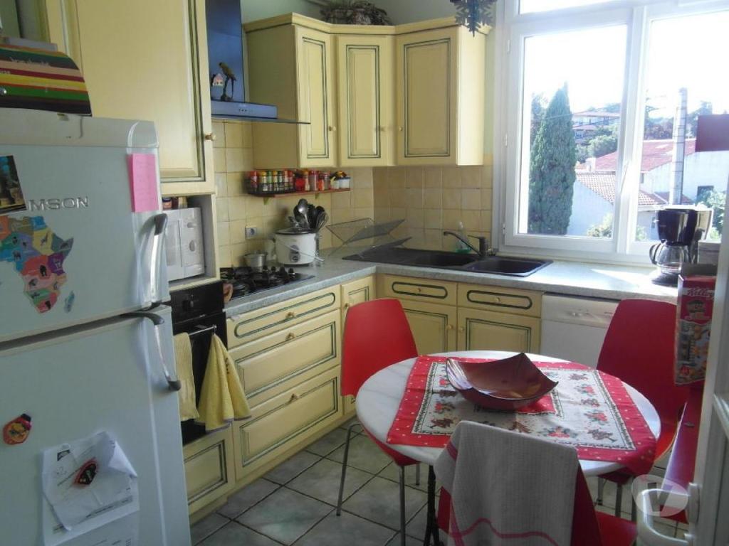Appartements à vendre Gard Nimes - Photos Vivastreet (1109_2686_vs) Appartement T4