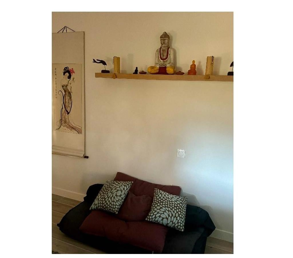 Massages Hérault Montpellier - Photos Vivastreet Massage tantrique indien relaxant et enveloppant.