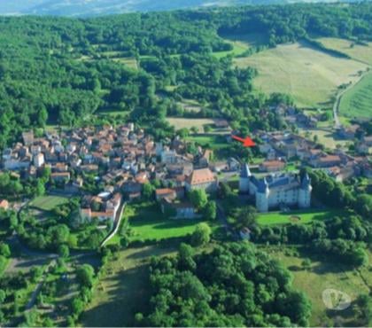 Vente Maison Issoire Puy-de-Dôme - Photos Vivastreet Ancien presbytère au coeur d'un village médiéval