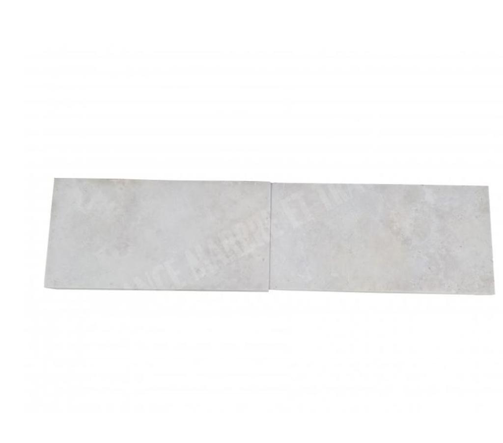  Vaucluse Valreas - 84600 - Photos Vivastreet Margelle travertin beige clair 30x60x8cm bord droit 1e choix