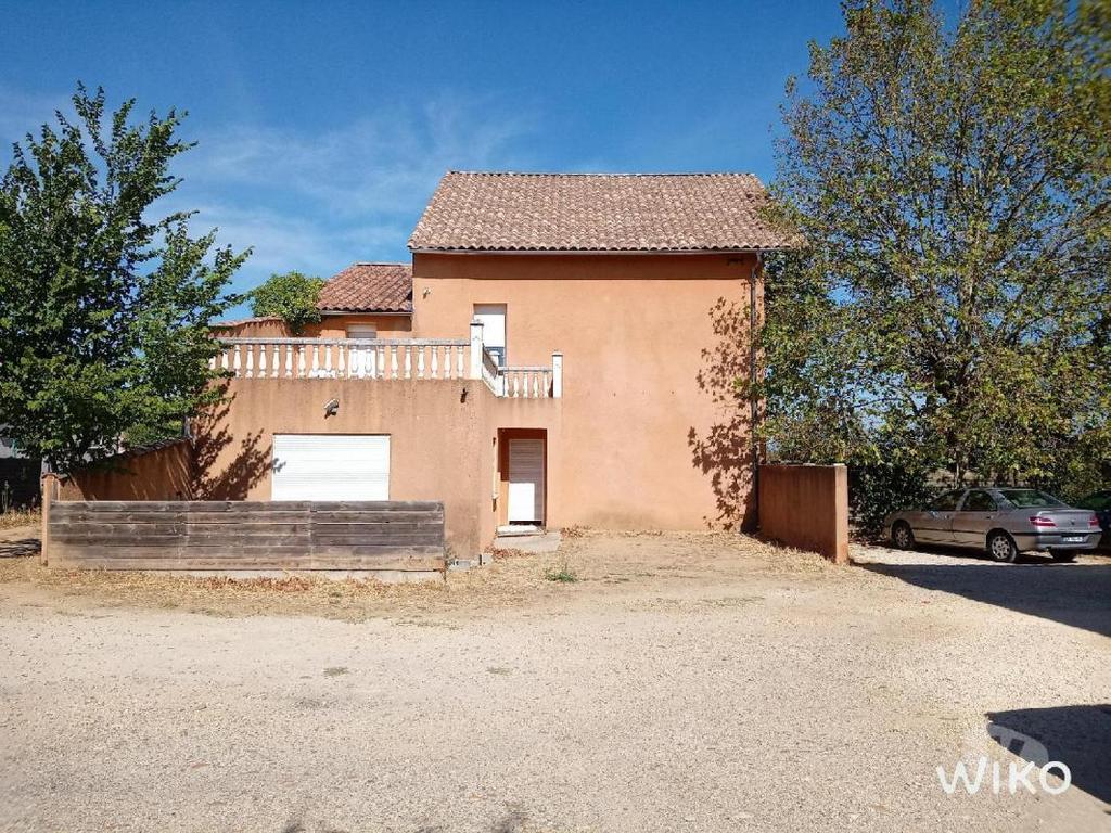 Vente Immeuble Gard Pont St Esprit - 30130 - Photos Vivastreet (1251_2440_vs) Vente Immeuble Pont Saint Esprit