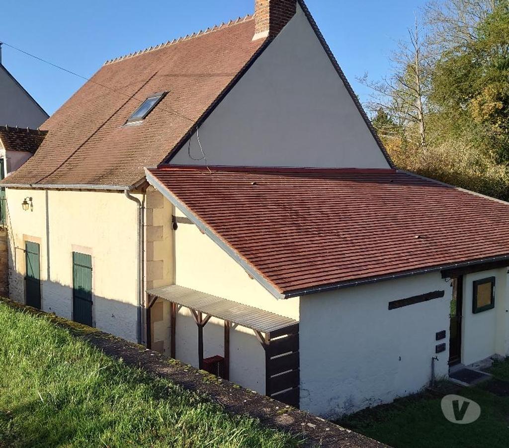 Vente Maison Cher St Amand Montrond - 18200 - Photos Vivastreet PROPRIETE , ETANG ,LAC,PISCICULTURE , PECHE , CHASSE