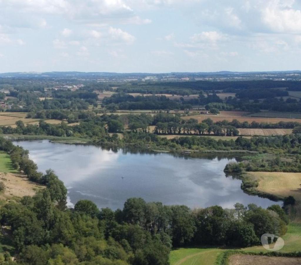 Vente Maison Cher St Amand Montrond - 18200 - Photos Vivastreet PROPRIETE , ETANG ,LAC,PISCICULTURE , PECHE , CHASSE
