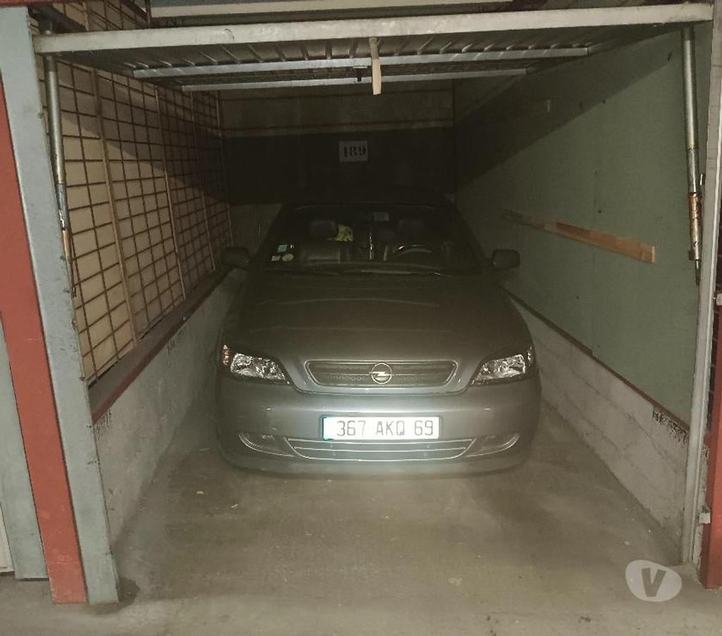 Parkings - Garages Rhône Lyon - Photos Vivastreet Garage box fermé à clef