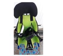 CHAISE HAUTE ENFANT AVEC PLUSIEURS POSITIONS NEUVE