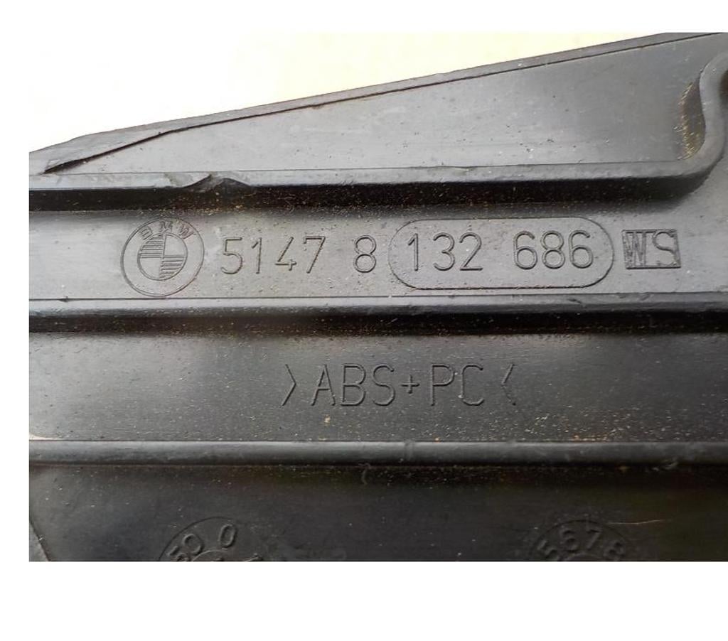 Pièces et services auto Pyrénées-Orientales Perpignan - Photos Vivastreet fixation crick dans coffre bmw e36