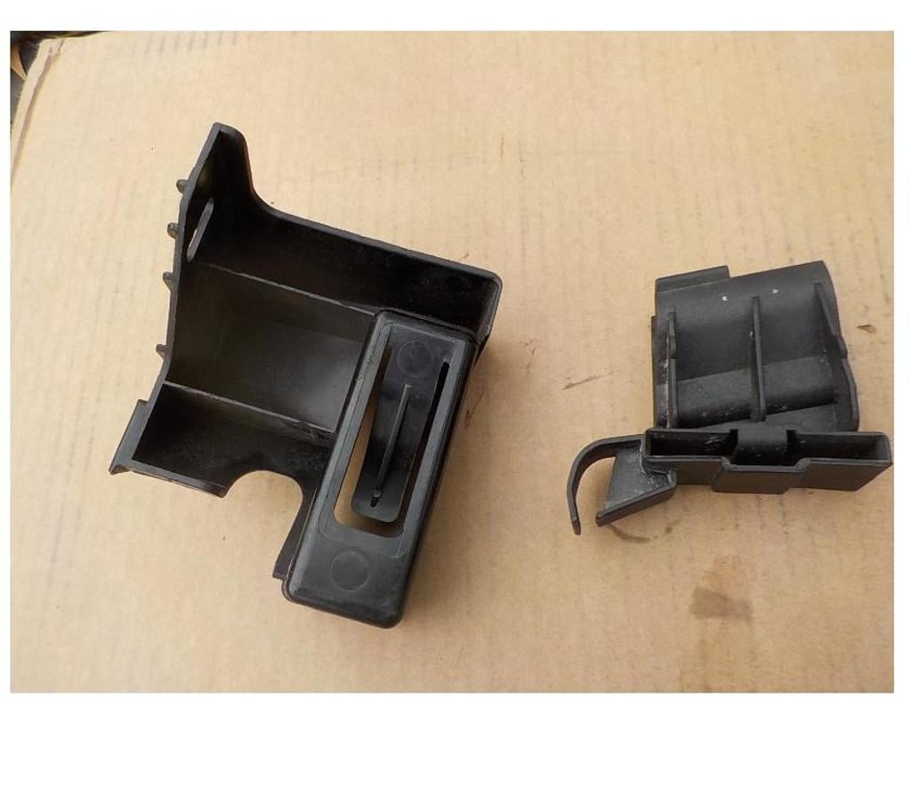 Pièces et services auto Pyrénées-Orientales Perpignan - Photos Vivastreet fixation crick dans coffre bmw e36