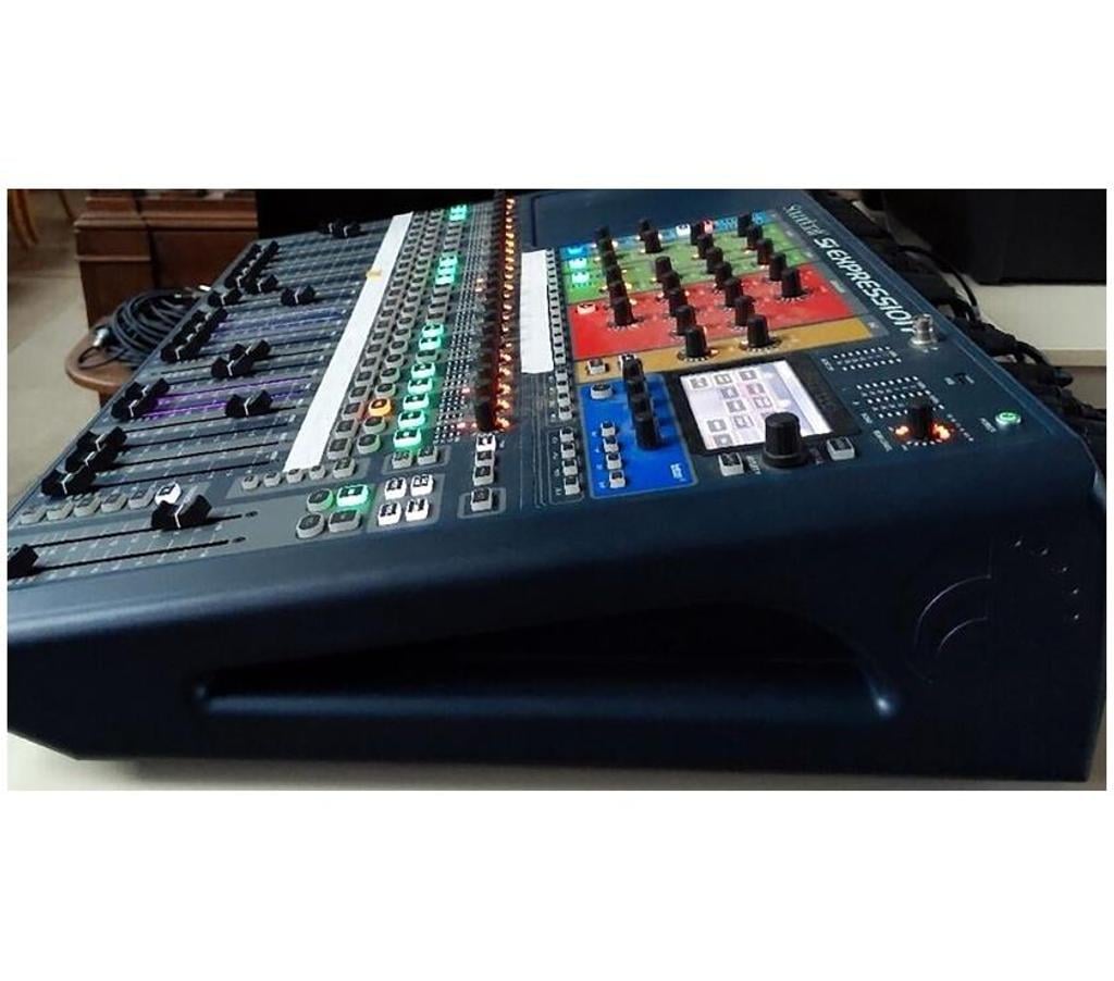 Instruments de musique Bas-Rhin Mommenheim - 67670 - Photos Vivastreet Soundcraft si expression 2 - mix 24v + flight