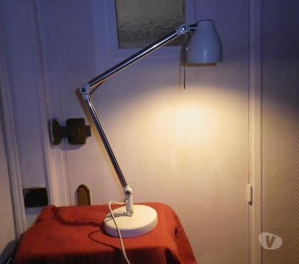 Décoration - art Fontenay le Fleury Yvelines - Photos Vivastreet Lampe de bureau articulée IKEA modèle Tral