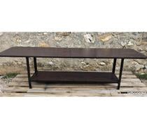 TABLE BASSE OU BANC STYLE INDUSTRIEL .