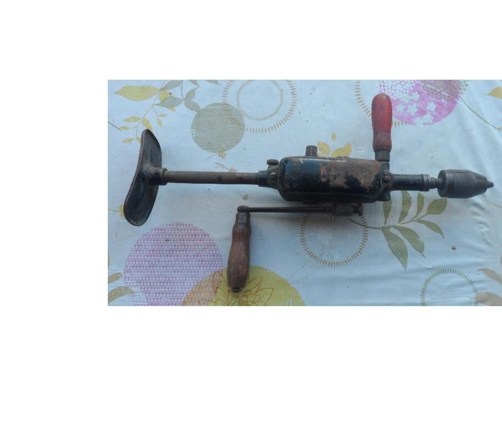  Hérault Castries - 34160 - Photos Vivastreet Chignoles manuelles anciennes graissées et révisées 