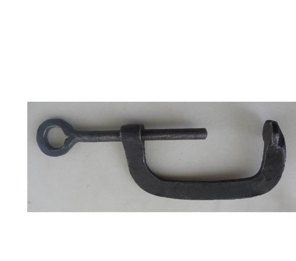  Hérault Castries - 34160 - Photos Vivastreet Pince à main ancienne - Serre-joint ancien collector