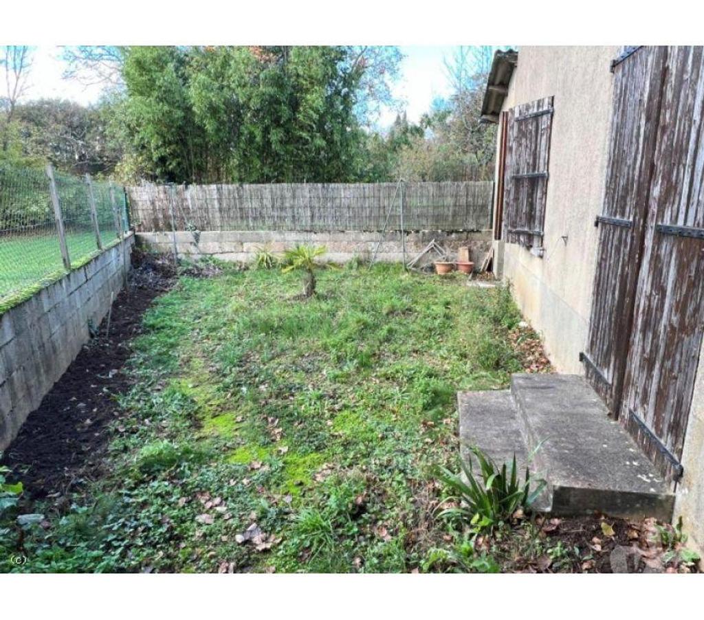 Vente Maison Vienne Civray - 86400 - Photos Vivastreet Investissement Locatif - Ensemble de 3 Logements Proche des...