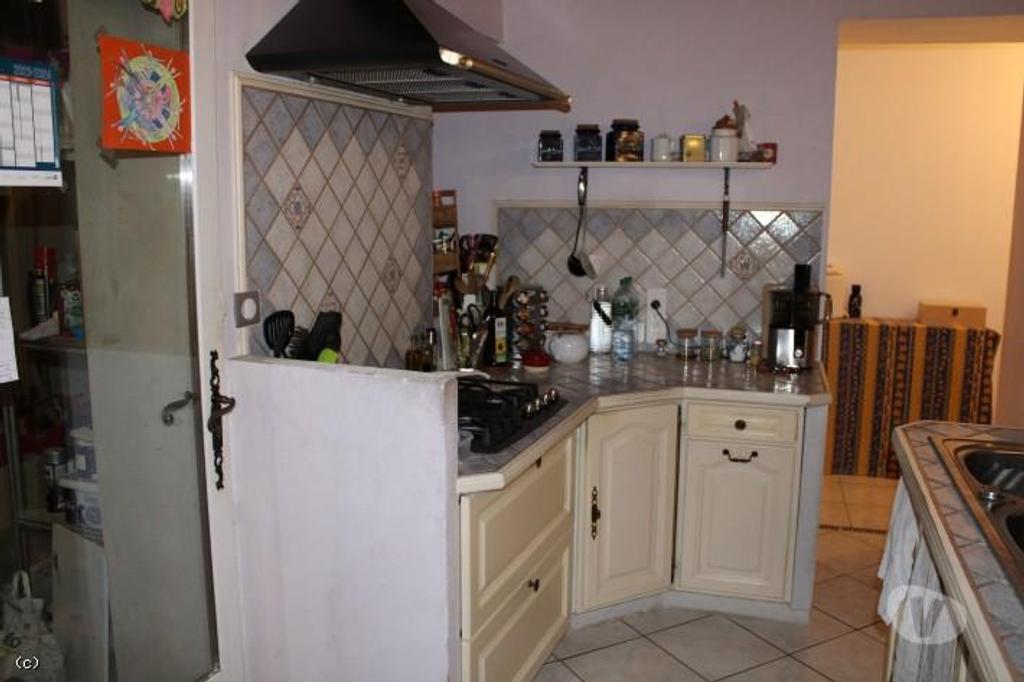 Vente Maison Charente Villefagnan - 16240 - Photos Vivastreet Villefagnan Maison De Ville, 4 chambres, cour intérieure