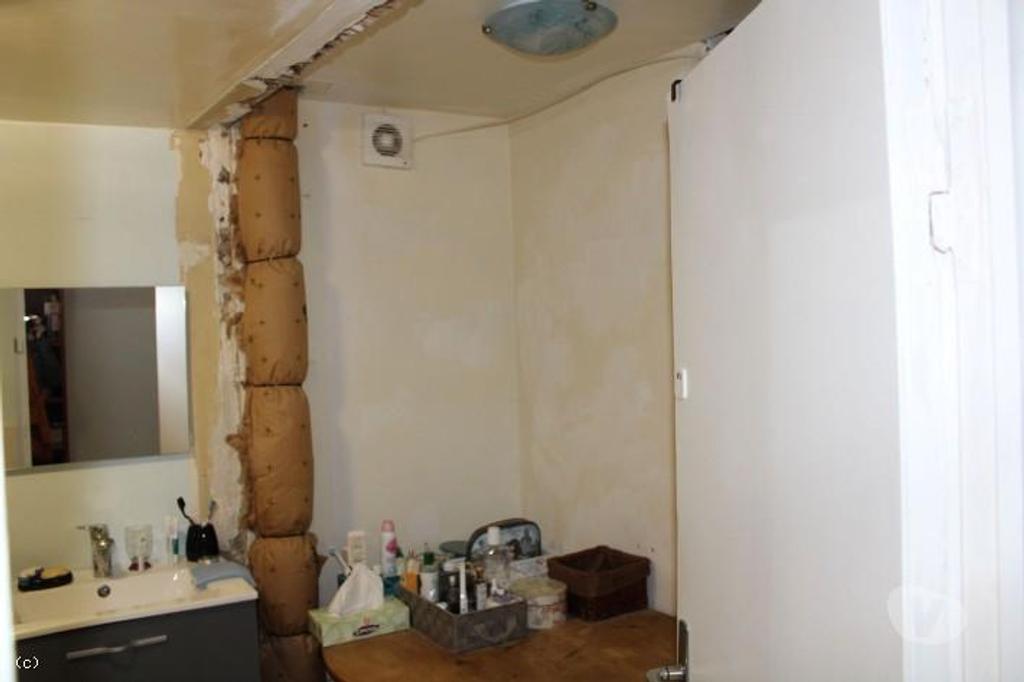 Vente Maison Charente Villefagnan - 16240 - Photos Vivastreet Villefagnan Maison De Ville, 4 chambres, cour intérieure
