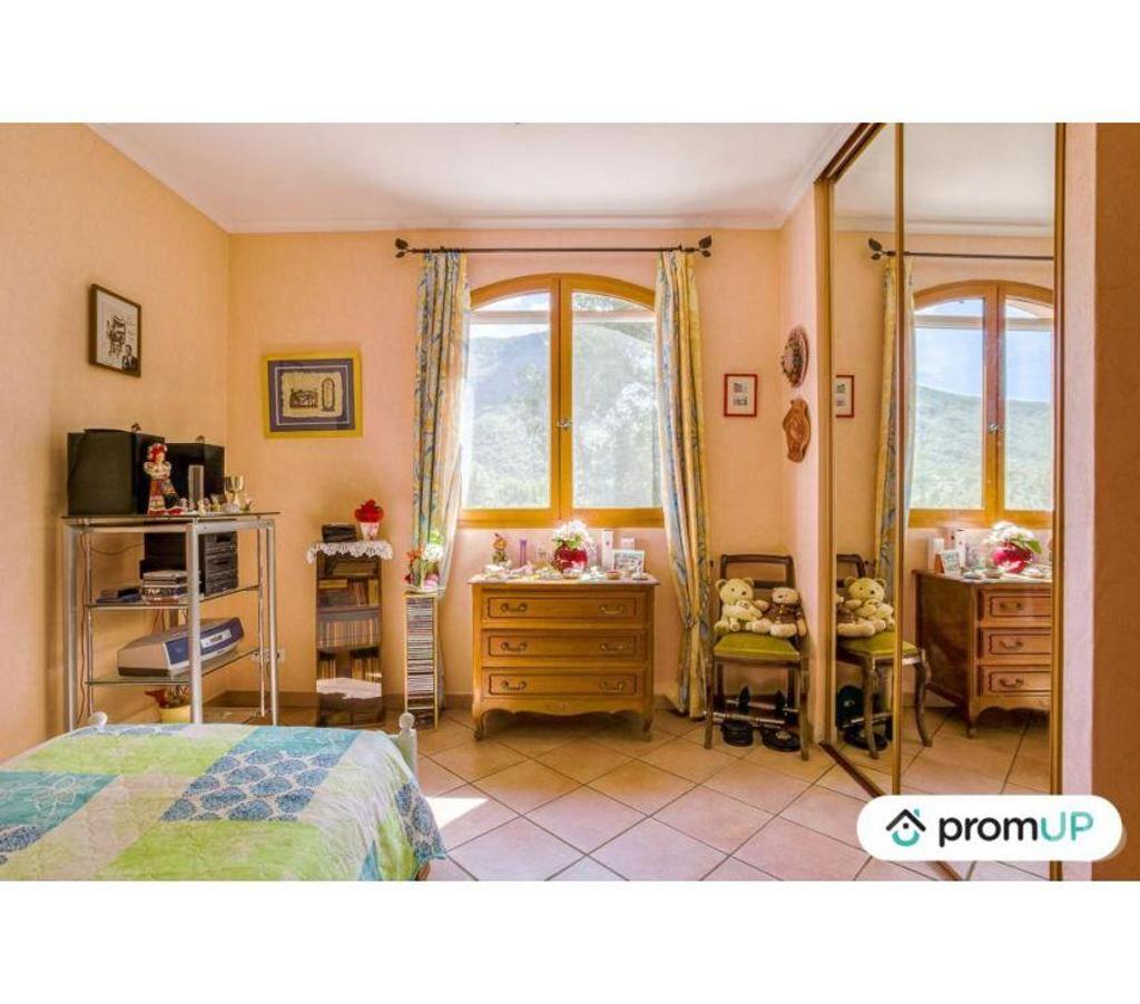 Vente Maison Alpes-Maritimes Roquesteron - 06910 - Photos Vivastreet (VM2530) Villa de 164 m² à Roquestéron