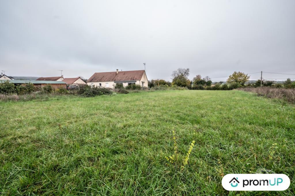 Terrain à vendre Nièvre Ourouer - 58130 - Photos Vivastreet (V4876) Beau terrain constructible 2154 m²