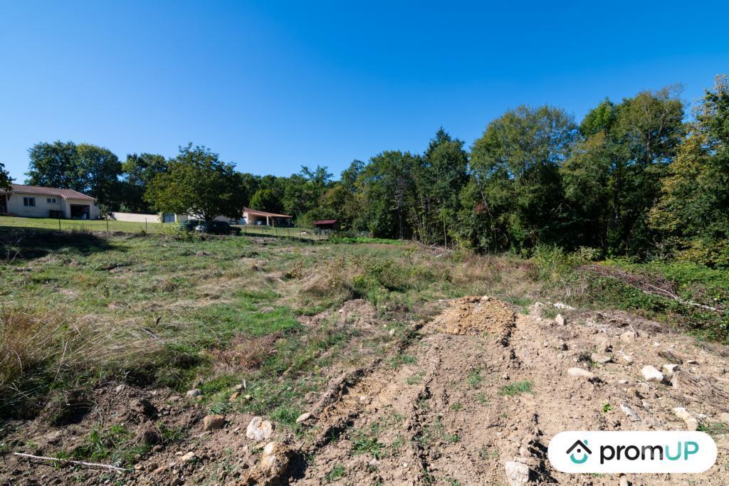 Terrain à vendre Ariège Dreuilhe - 09300 - Photos Vivastreet (V6261) Terrain constructible de 2594m2 à DREUILHE