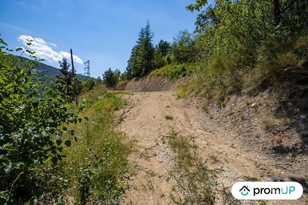 Terrain à vendre Alpes-Maritimes Brianconnet - 06850 - Photos Vivastreet (VT986) Terrain de 1450m² avec permis de construire à Briançonnet