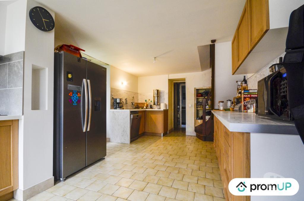 Vente Maison Yonne Moutiers en Puisaye - 89520 - Photos Vivastreet (V5558) Maison de 97 m2 avec terrain de 1 800 m2 à...