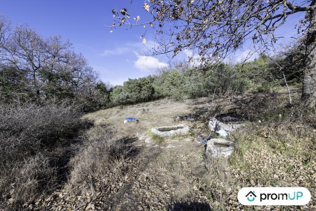 Terrain à vendre Alpes-Maritimes St Vallier de Thiey - 06460 - Photos Vivastreet (V5134) Grand terrain 2,825 ha avec borie