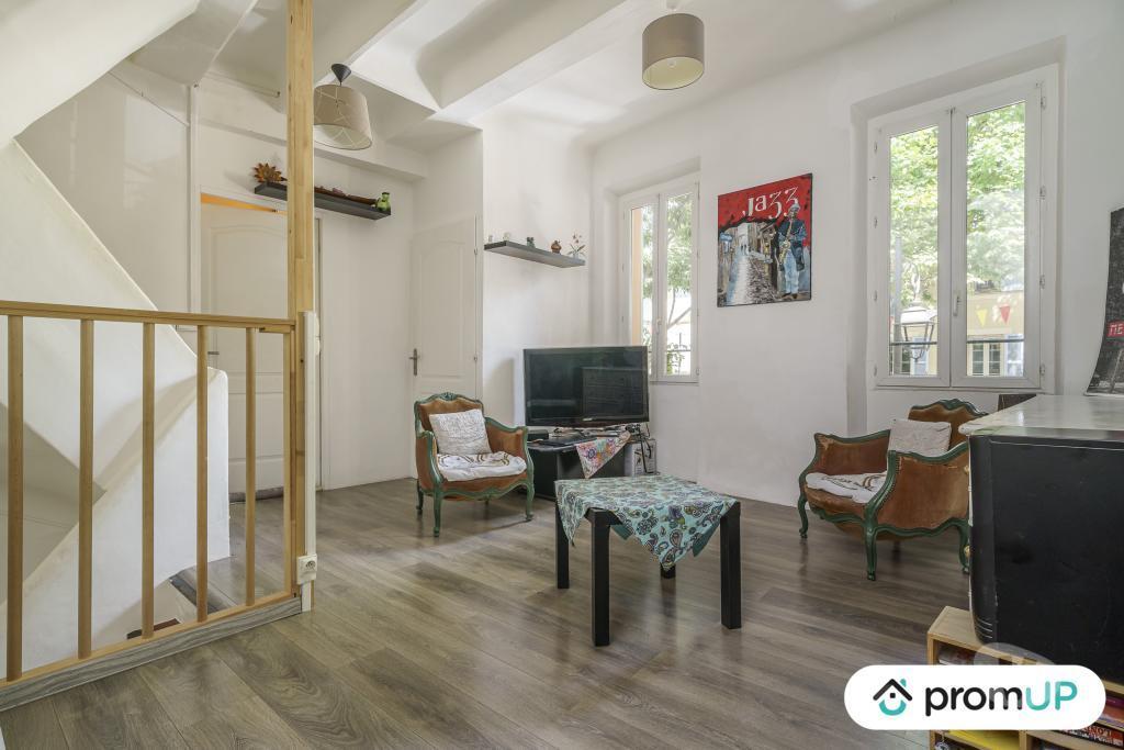 Vente Maison Bouches-du-Rhône Trets - 13530 - Photos Vivastreet (V6181) Maison de village de 110 m2 à Trets