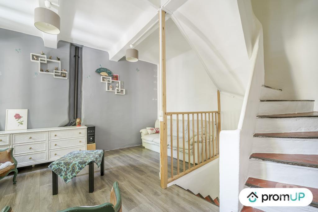 Vente Maison Bouches-du-Rhône Trets - 13530 - Photos Vivastreet (V6181) Maison de village de 110 m2 à Trets