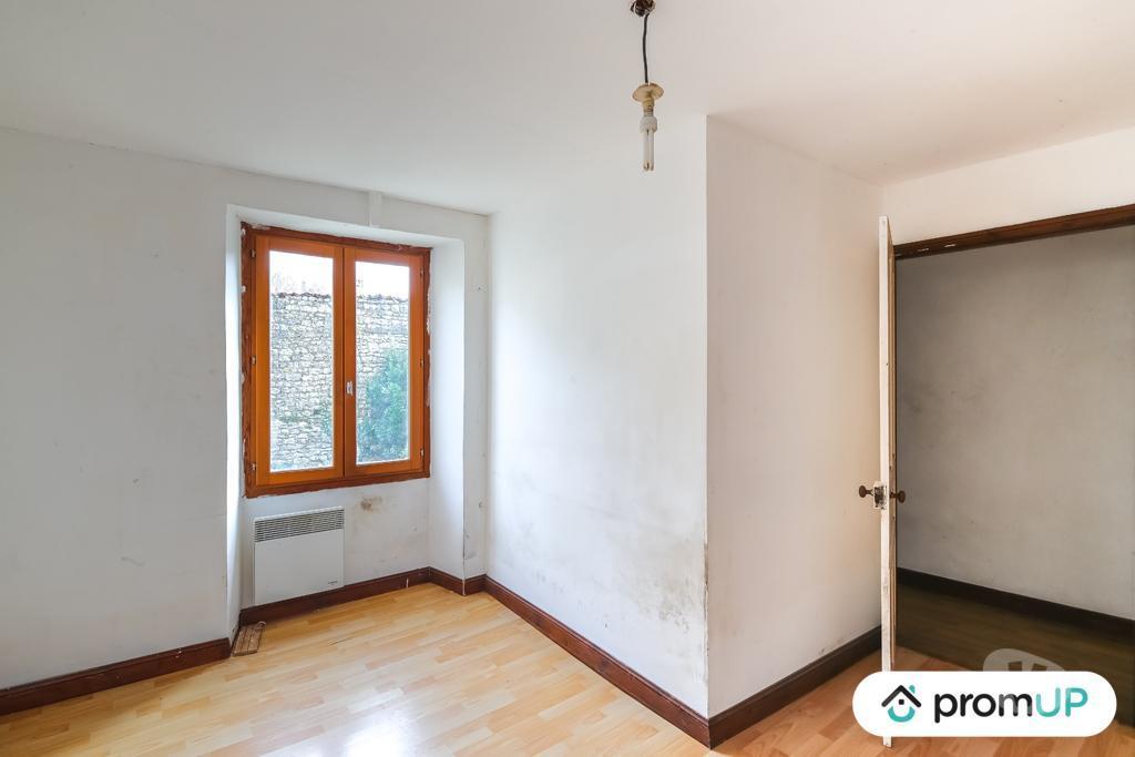 Vente Maison Deux-Sèvres La Mothe St Heray - 79800 - Photos Vivastreet (VM1704) Maison 3 pièces 65 m²