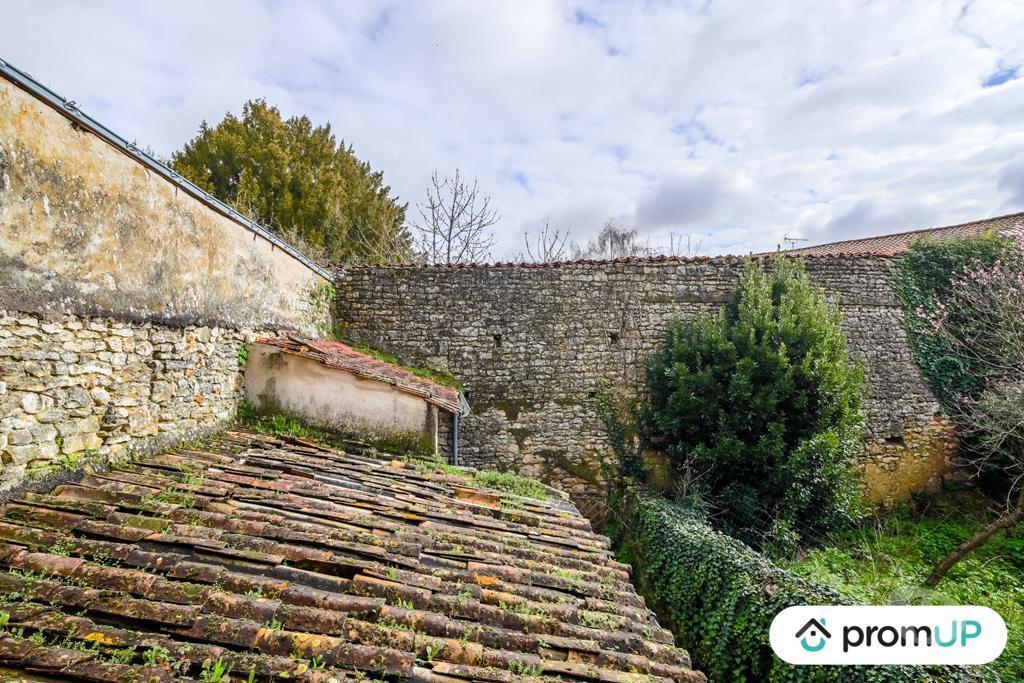 Vente Maison Deux-Sèvres La Mothe St Heray - 79800 - Photos Vivastreet (VM1704) Maison 3 pièces 65 m²