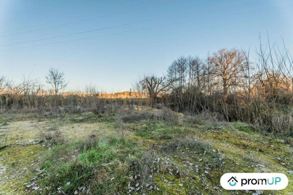 Terrain à vendre Allier Yzeure - 03400 - Photos Vivastreet (V5318) Terrain non constructible de 3572 m2
