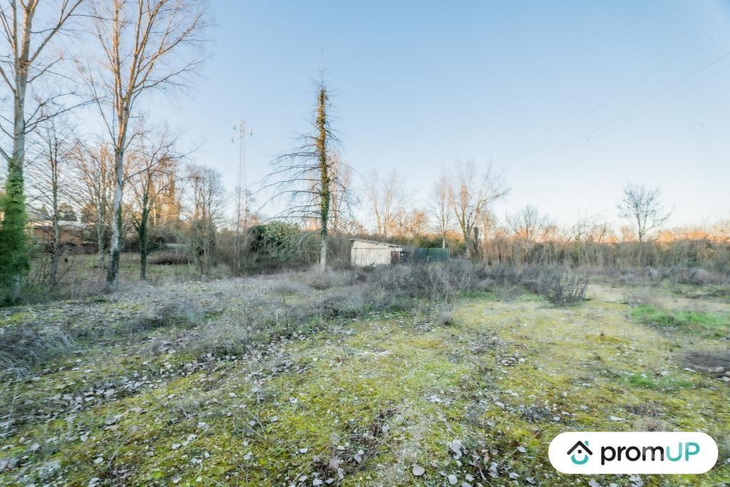 Terrain à vendre Allier Yzeure - 03400 - Photos Vivastreet (V5318) Terrain non constructible de 3572 m2
