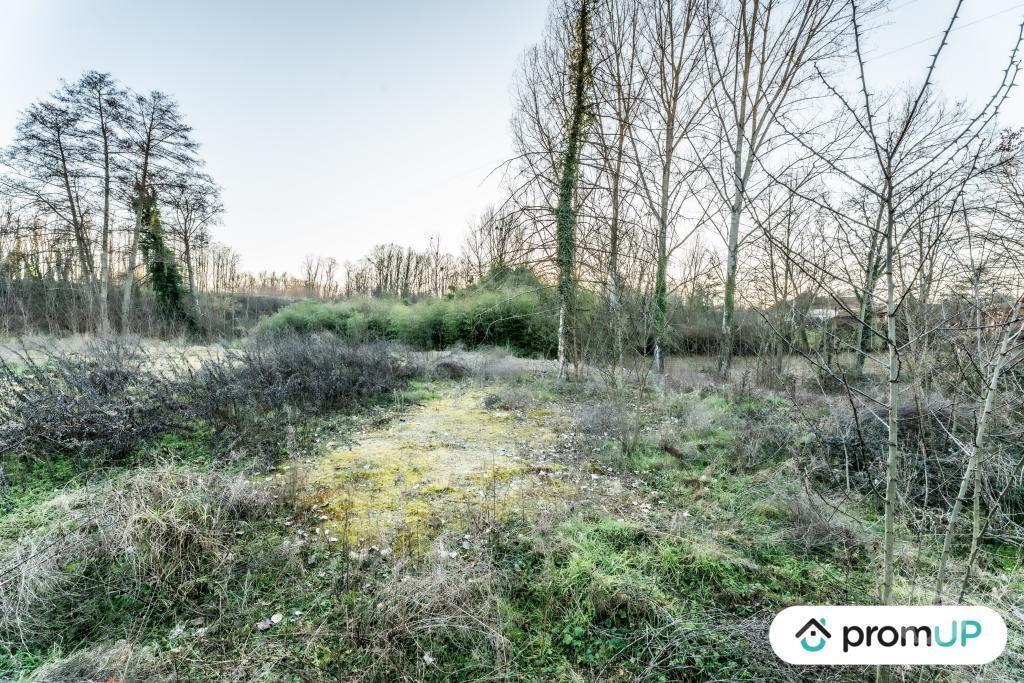 Terrain à vendre Allier Yzeure - 03400 - Photos Vivastreet (V5318) Terrain non constructible de 3572 m2