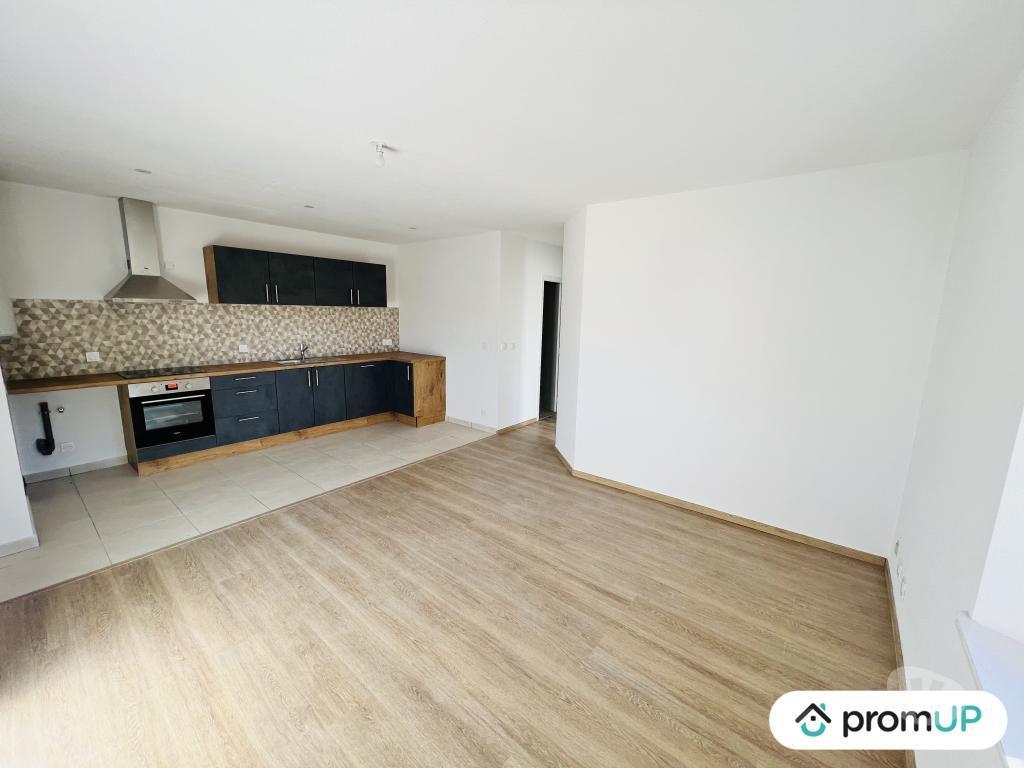 Appartements à vendre Pyrénées-Orientales St Laurent de Cerdans - 66260 - Photos Vivastreet (V5807) Appartement T2 de 44 m2 à Saint-Laurent-de-Cerdans