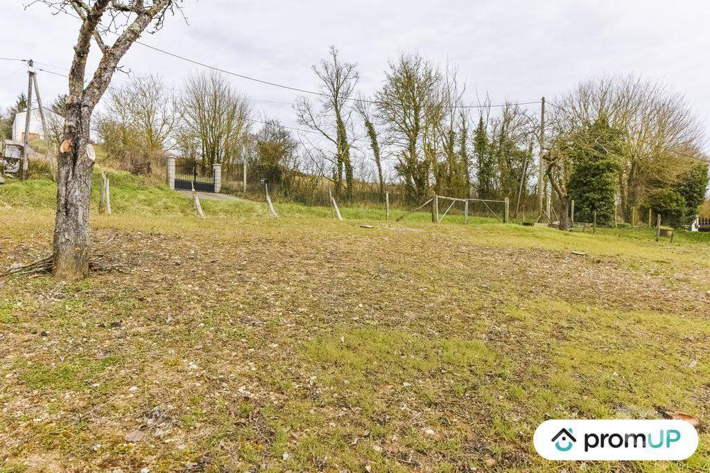 Terrain à vendre Nièvre St Pere - 58200 - Photos Vivastreet (VT022) Terrain constructible de 1000m2